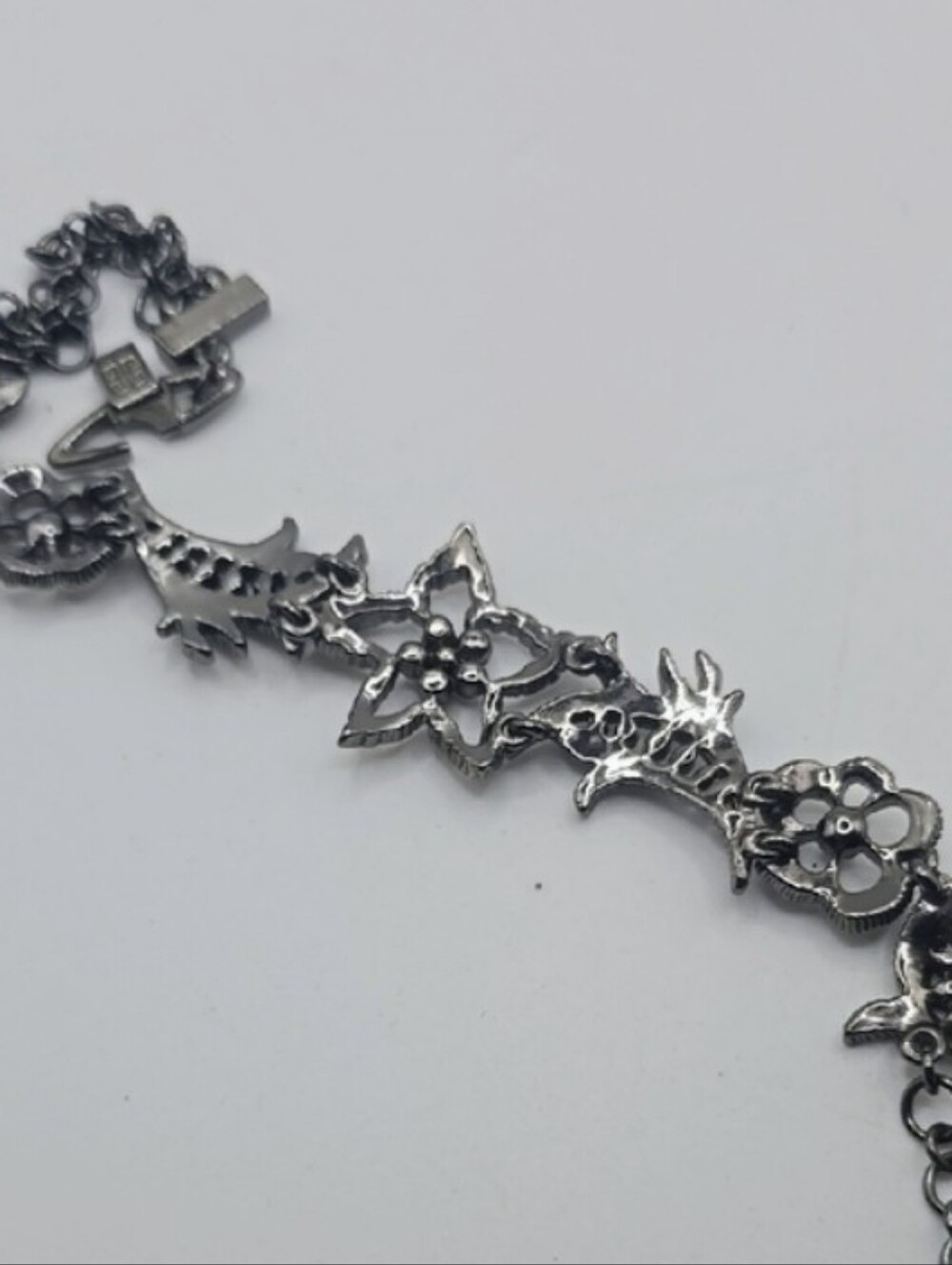 Givenchy Silver Floral Metal Statement Necklace in Gunmetal - Picture 7 of 7